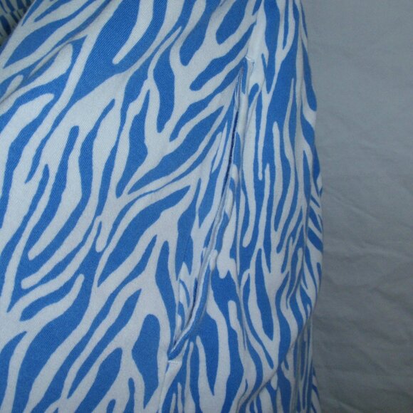 Diane Von Furstenberg Size L 10 12 Blue Sea Twig Knee Length Faux Wrap Dress - Picture 10 of 10